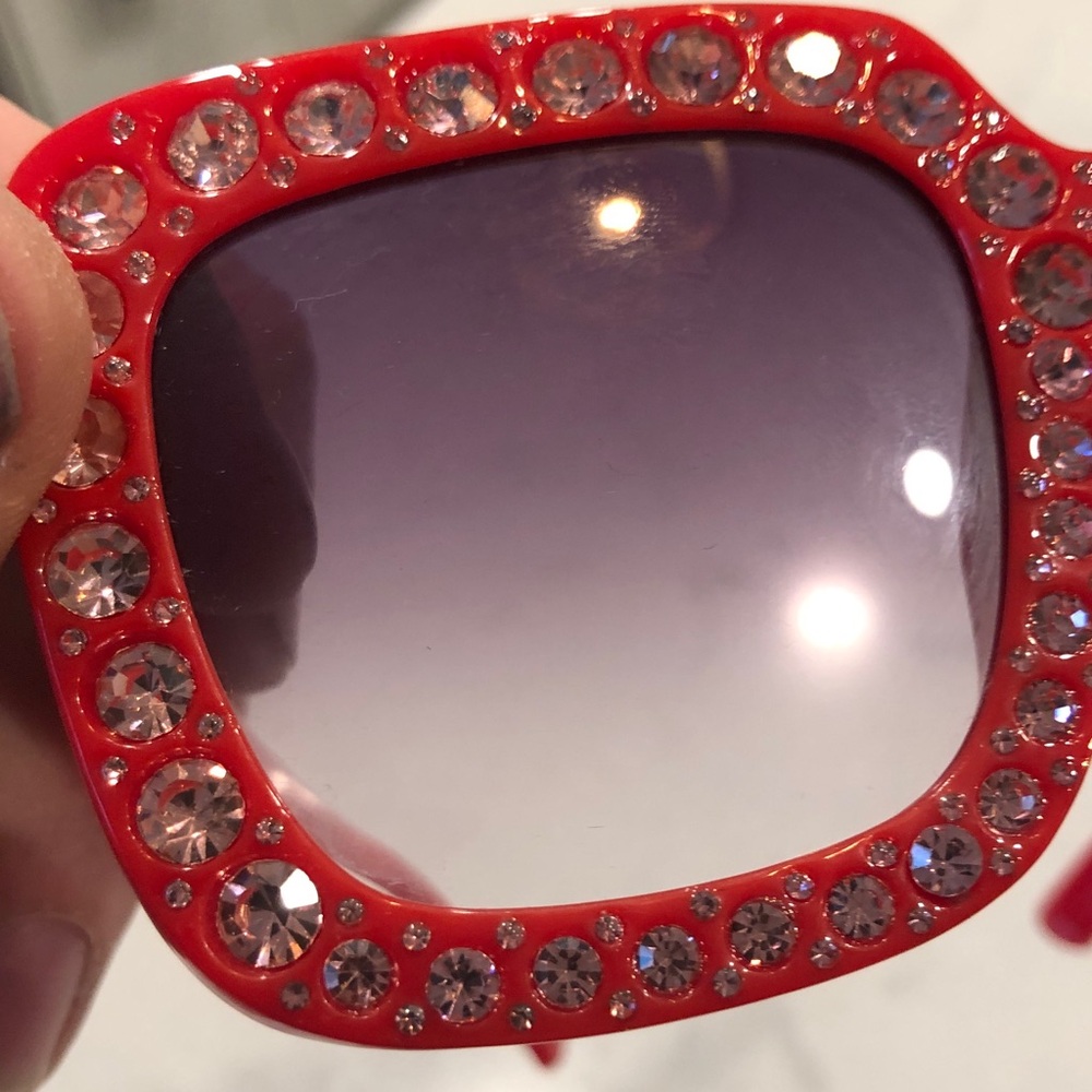 Red Rhinestone Square Sunglasses - Picture 3 of 7
